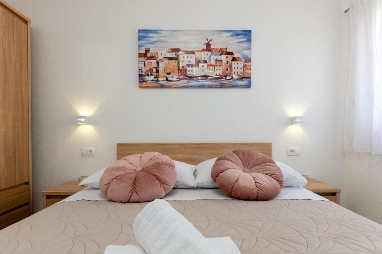 Apartment Vuletin Kaštela 外观 照片