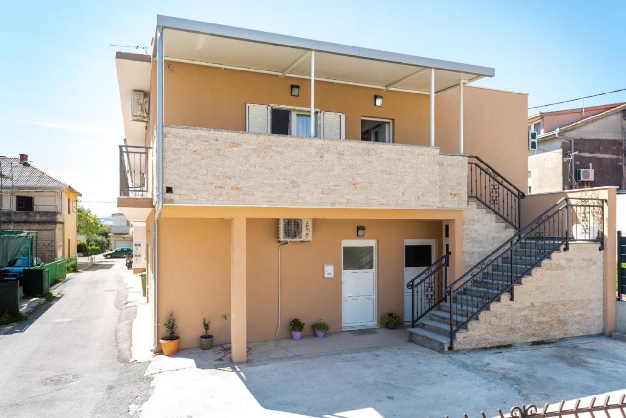 Apartment Vuletin Kaštela 外观 照片