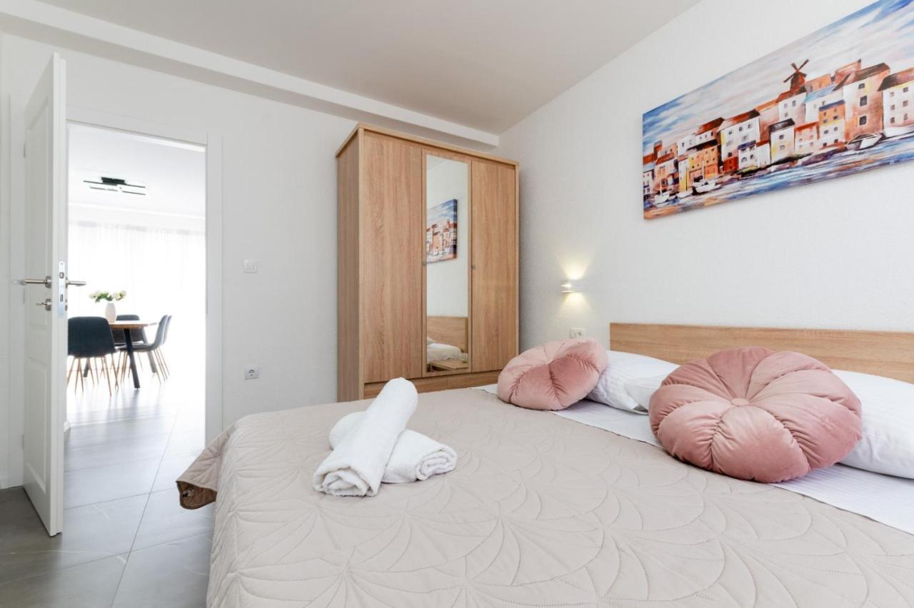Apartment Vuletin Kaštela 外观 照片