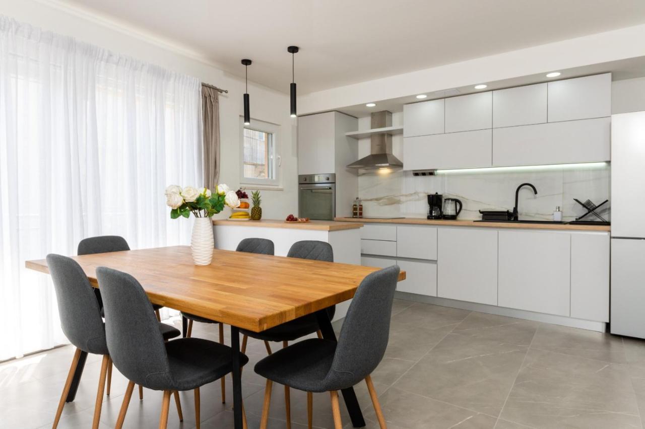 Apartment Vuletin Kaštela 外观 照片