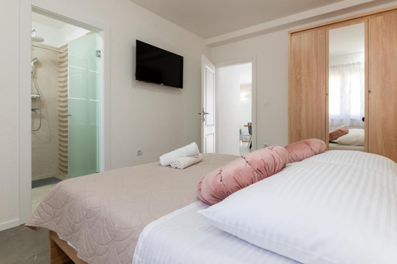 Apartment Vuletin Kaštela 外观 照片