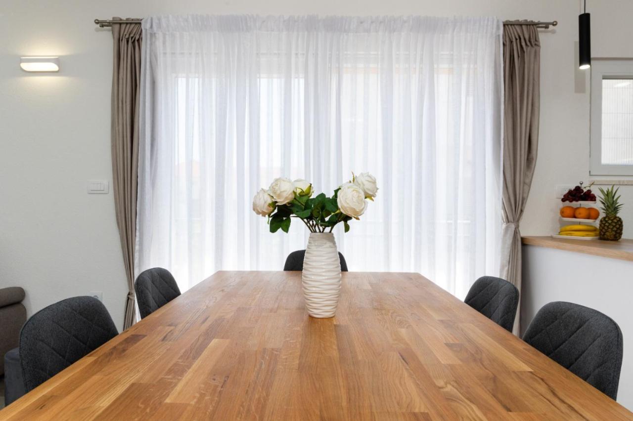 Apartment Vuletin Kaštela 外观 照片